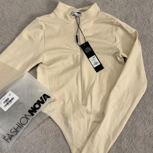 Fashion Nova body  - Från Fashion Nova och helt ny 