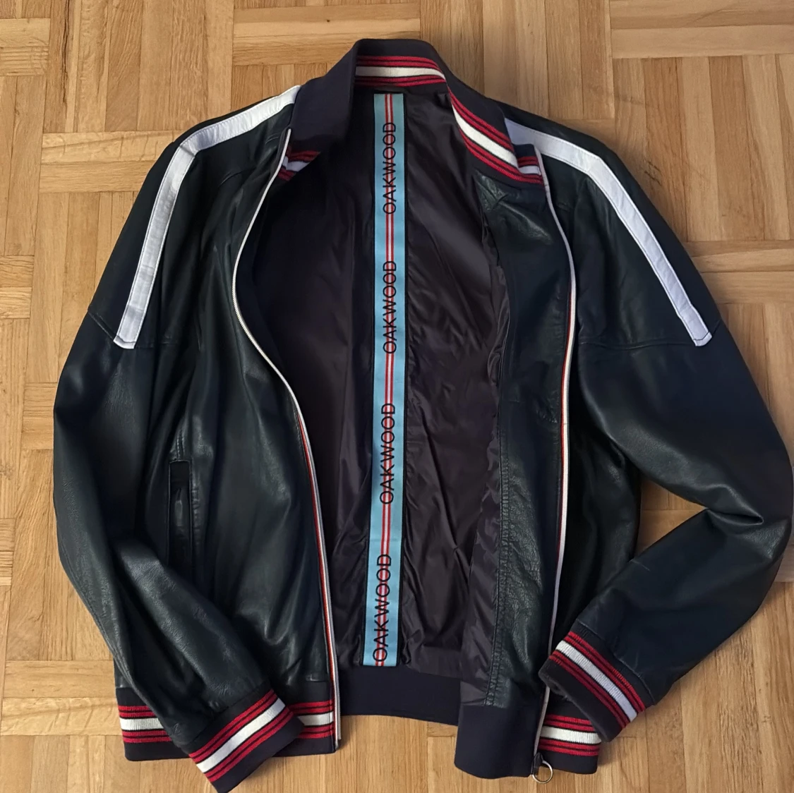 Svart skinn bomberjacka Oakwood - 2