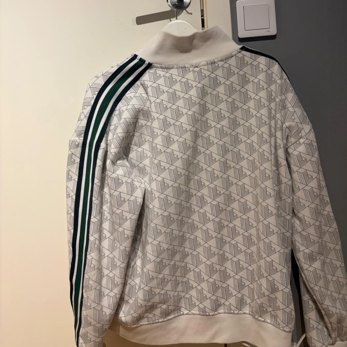 Vit mönstrad zip Hoddie från Lacoste - 1