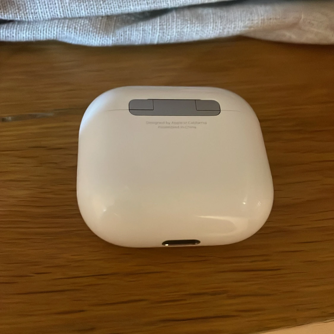 AirPods (4nd generation) - 1