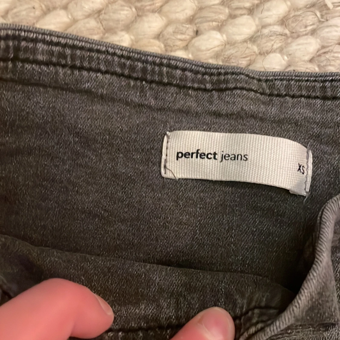 Grå bootcut byxor från Perfect Jeans XS - 1