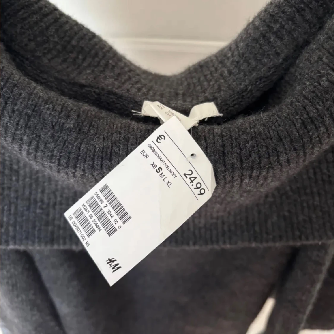 Offsholder stickad tröja  - 2