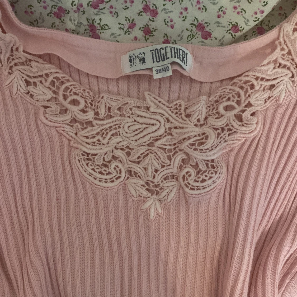 Rosa ribbad topp från Together - 1