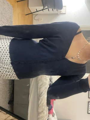 Marinblå kofta - Marinblå kofta!!