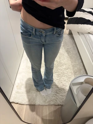  LTB jeans - Säljer dessa pågrund av att de aldrig används. De är midrise men jag skulle säga att de är mer låg midjade, passar med allt. Storlek 25/32.