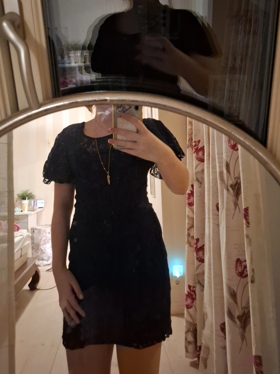 Svart spetsklänning från Vero Moda