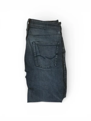 Jack and Jones jeans - Jack and Jones jeans slim fit gleen. Storlek 27/30 pris: 99 kr