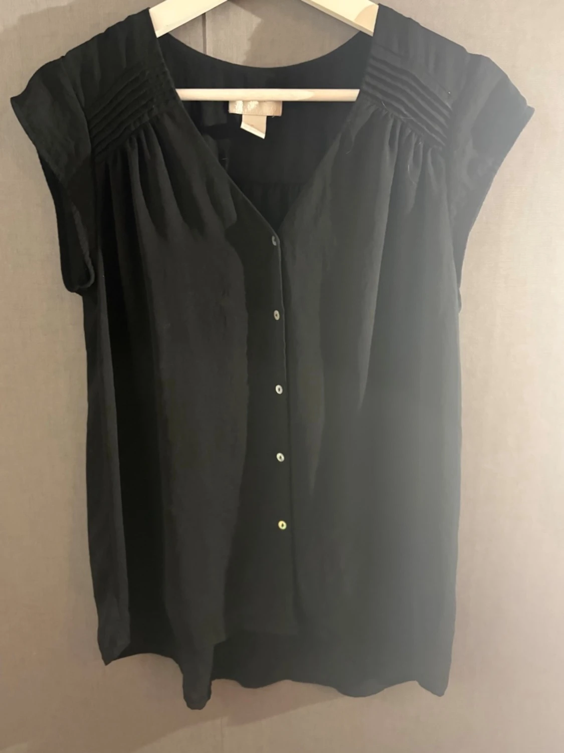 Svart blus från H&M, strl 36