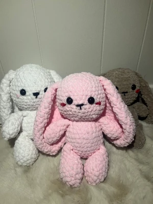 Gosedjur  - Virkad kanin. Med safety eyes 