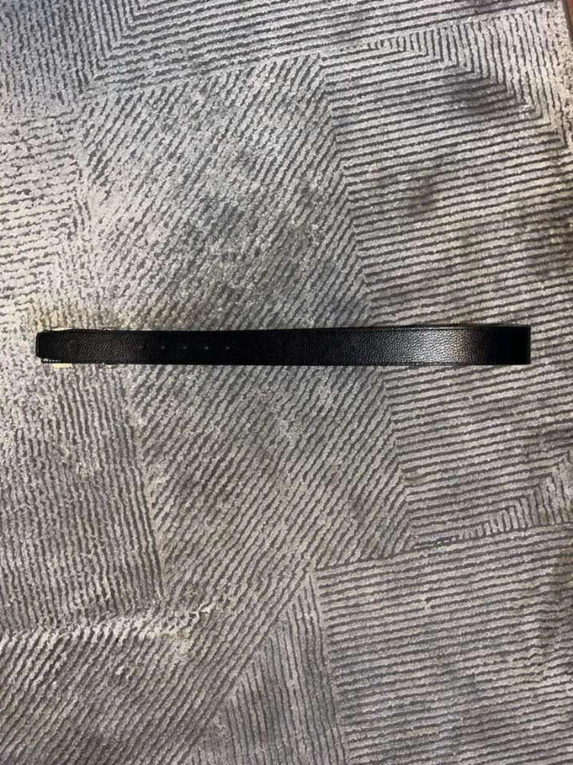 Svart Herm bälte med H-spänne - 2