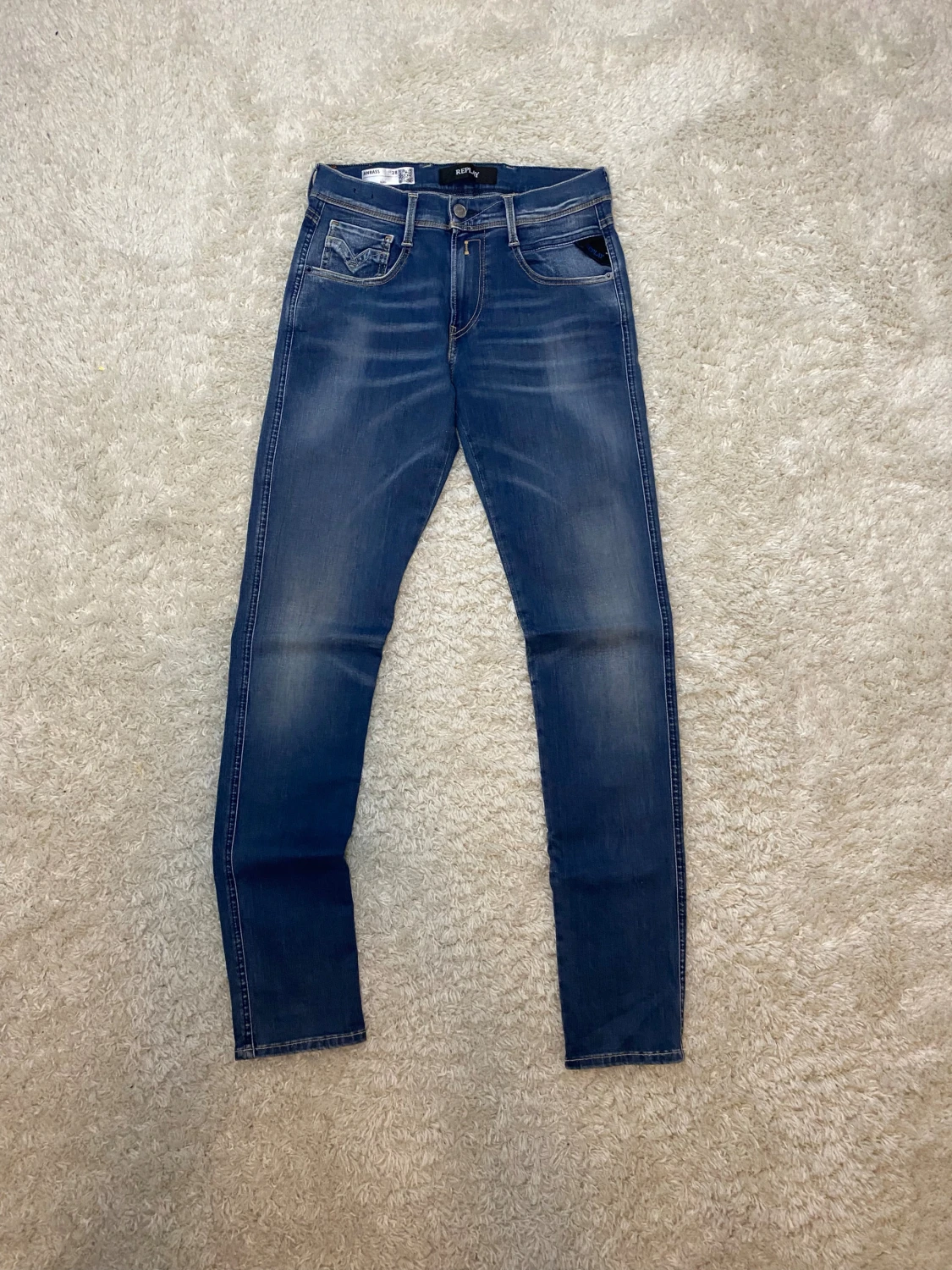 Blåa Replay Anbass jeans - 1