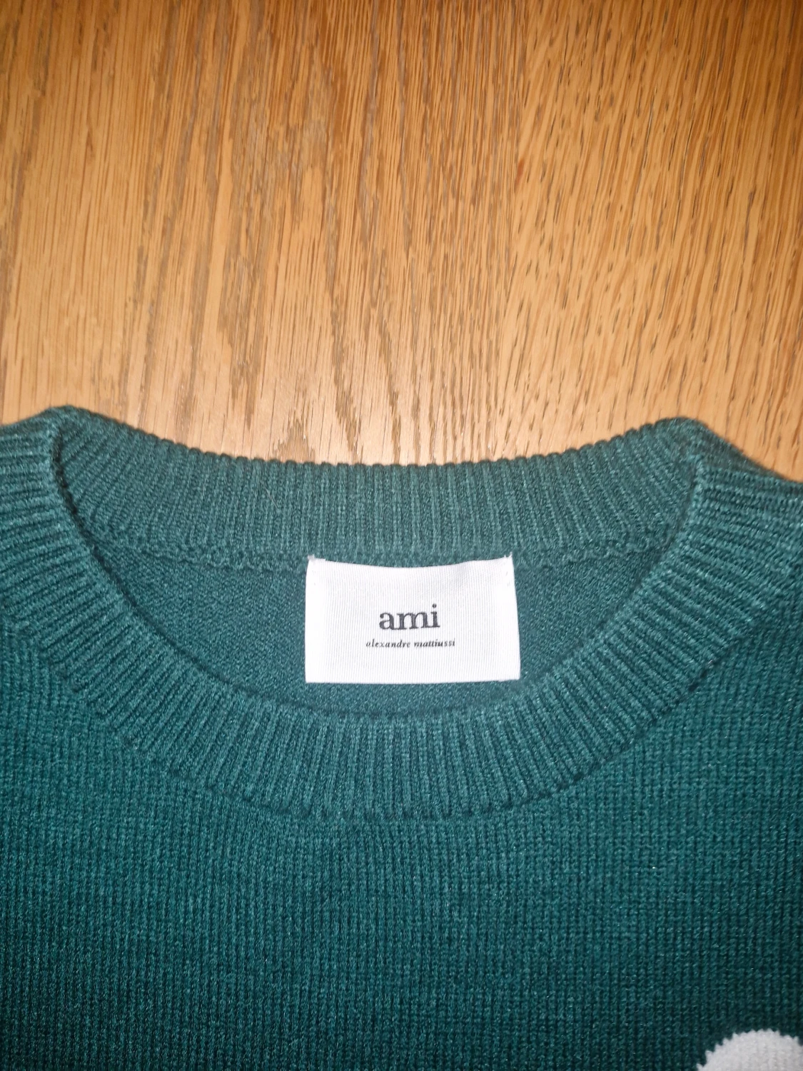 Mörk grön stickad tröja