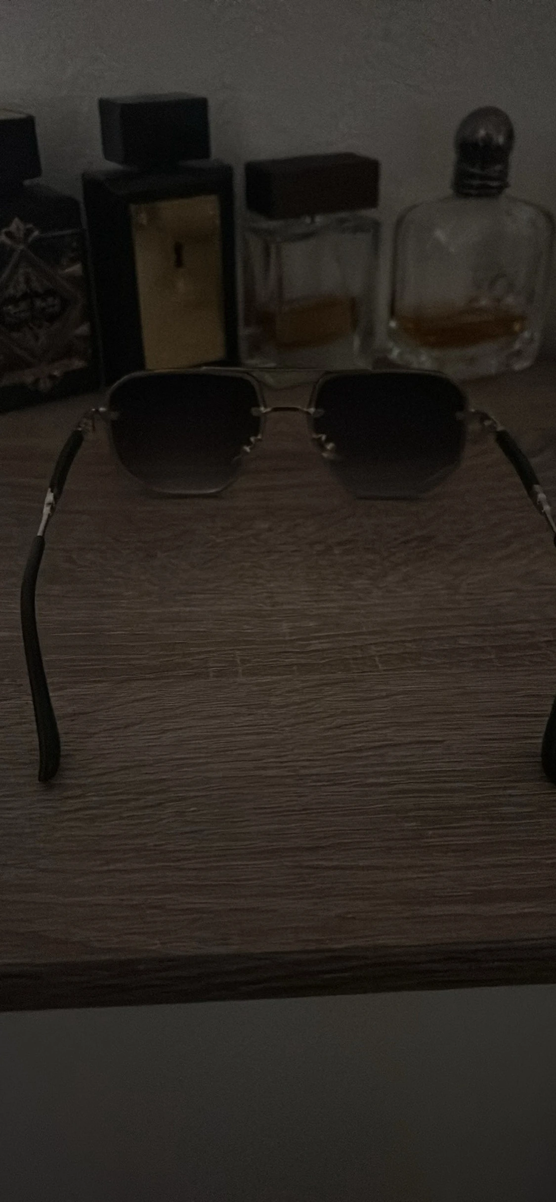 Svarta solglasögon från Prada - 2