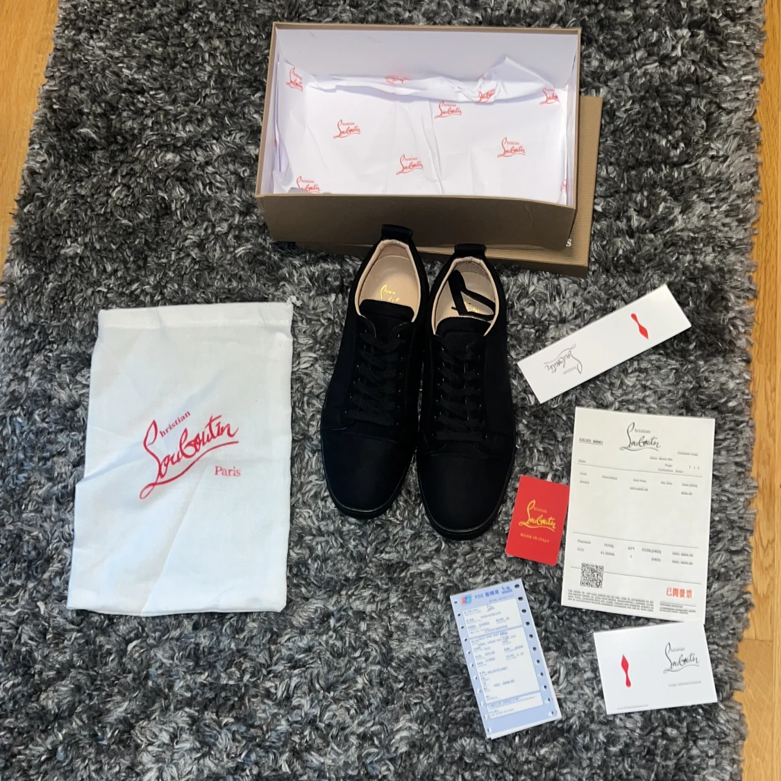 Svarta sneakers från Christian Louboutin - 4