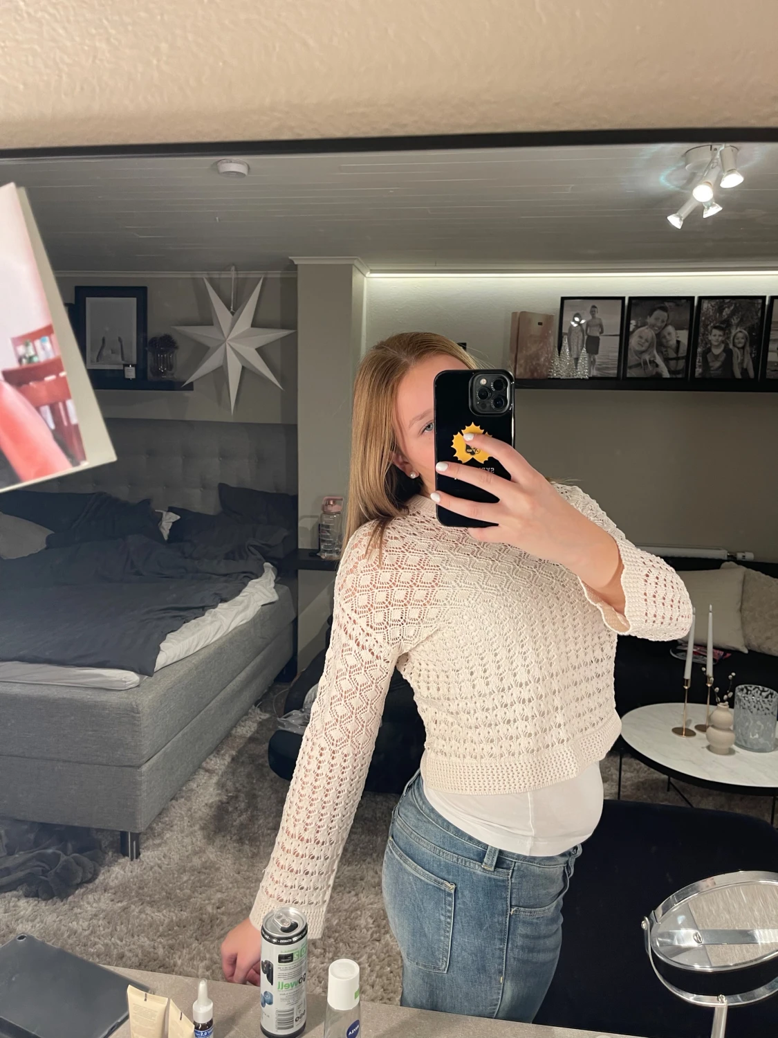 Beige stickad croppad tröja - 1