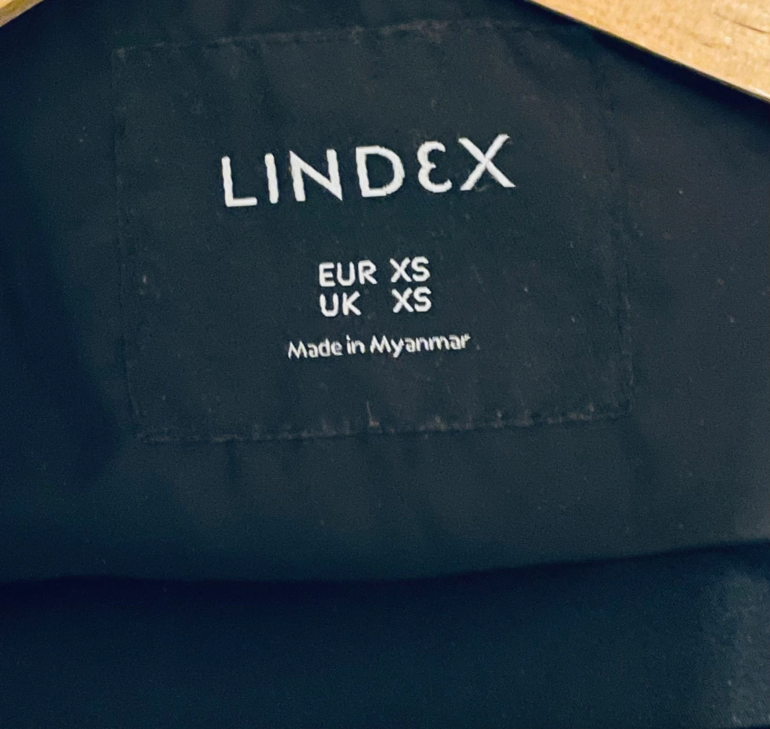 Svart lång jacka  från Lindex - 3