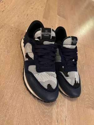  rockrunners - Ett par feta rockrunner som är perfekt för vinter. De är sparsamt använda och har inga skador, bara att höra av sig vid frågor