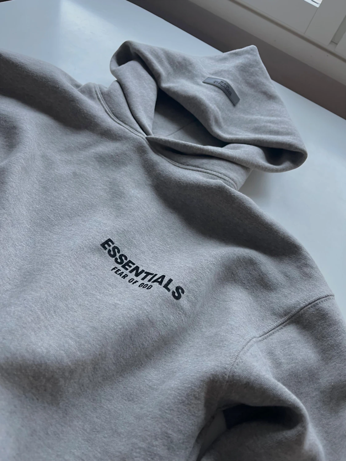 Grå Essentials Fear of God hoodie - 1