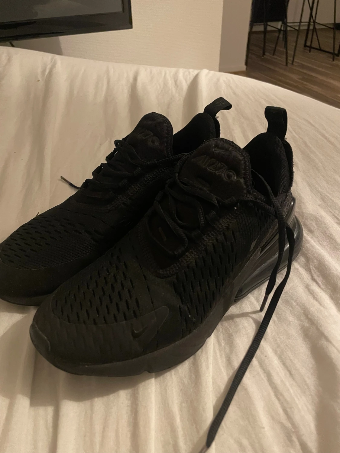 Nike Air 270 svarta sneakers - 1