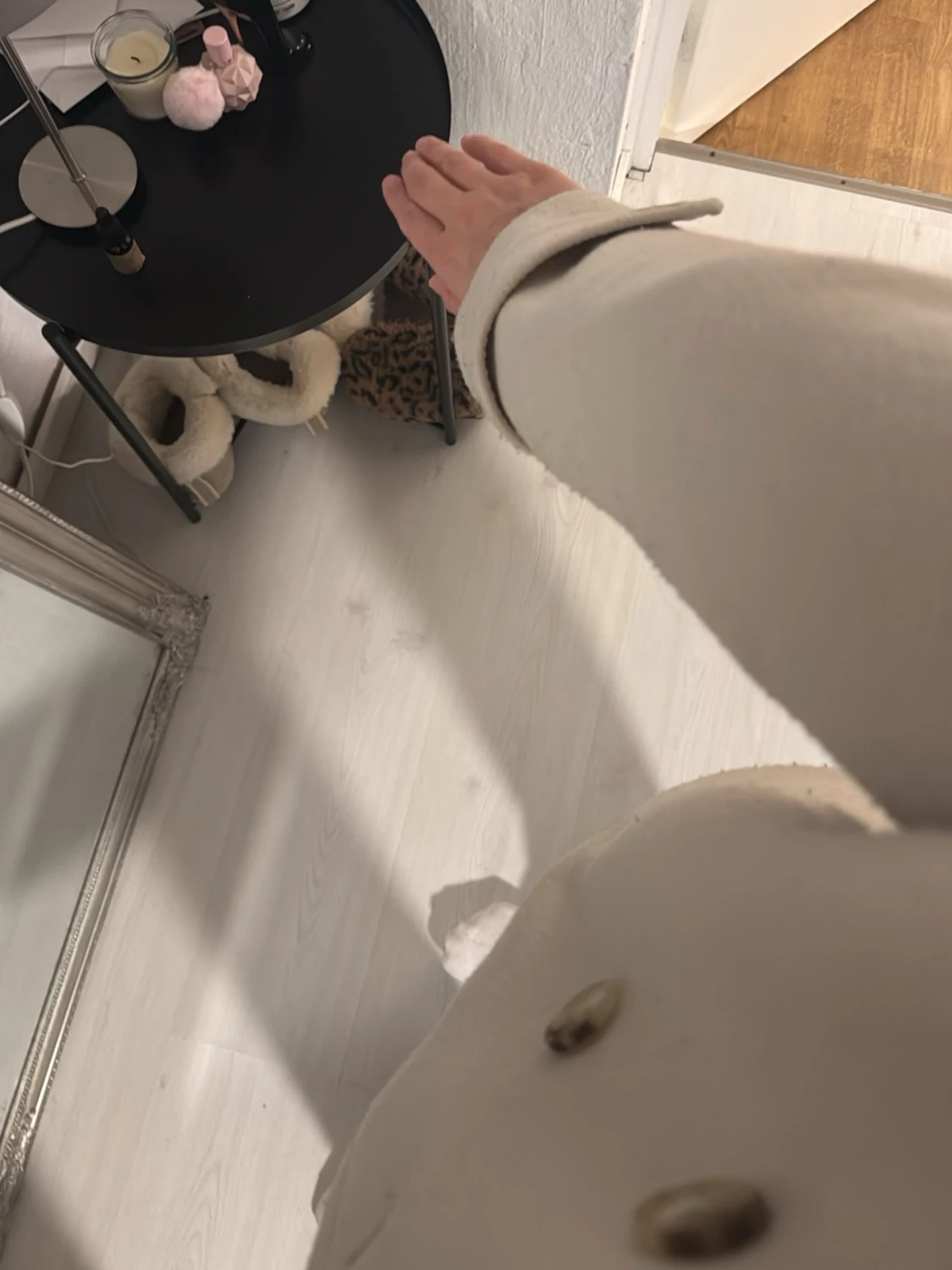 Beige kappa från Kappahl med knappar - 2