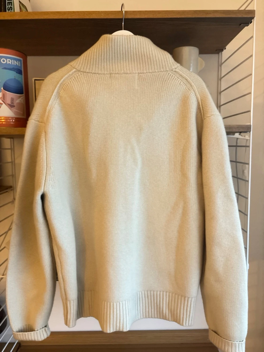 Beige stickad zip-tröja från FRAME. Runt 6000kr i nypris - 1