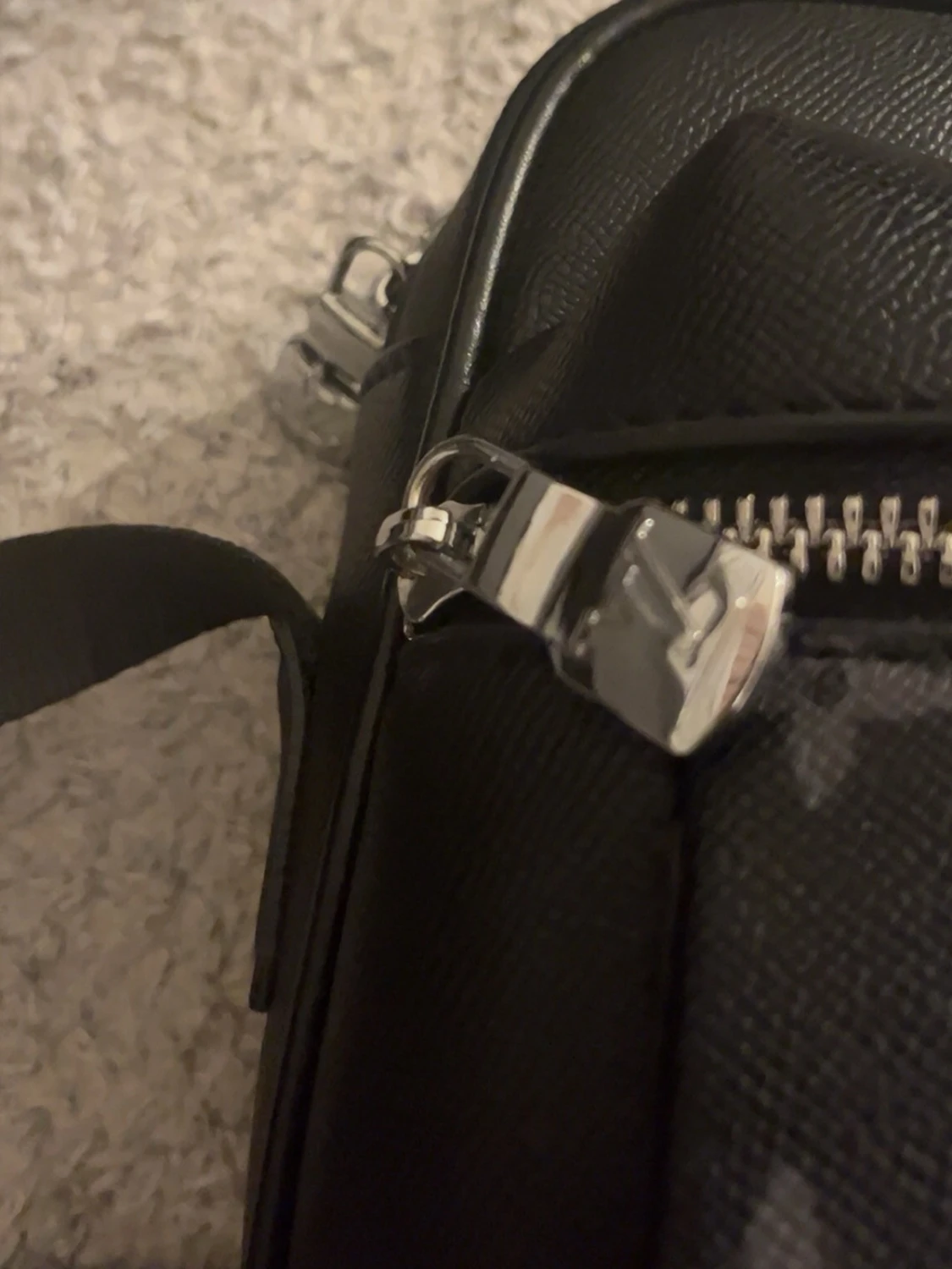 Svart axelväska  - 3