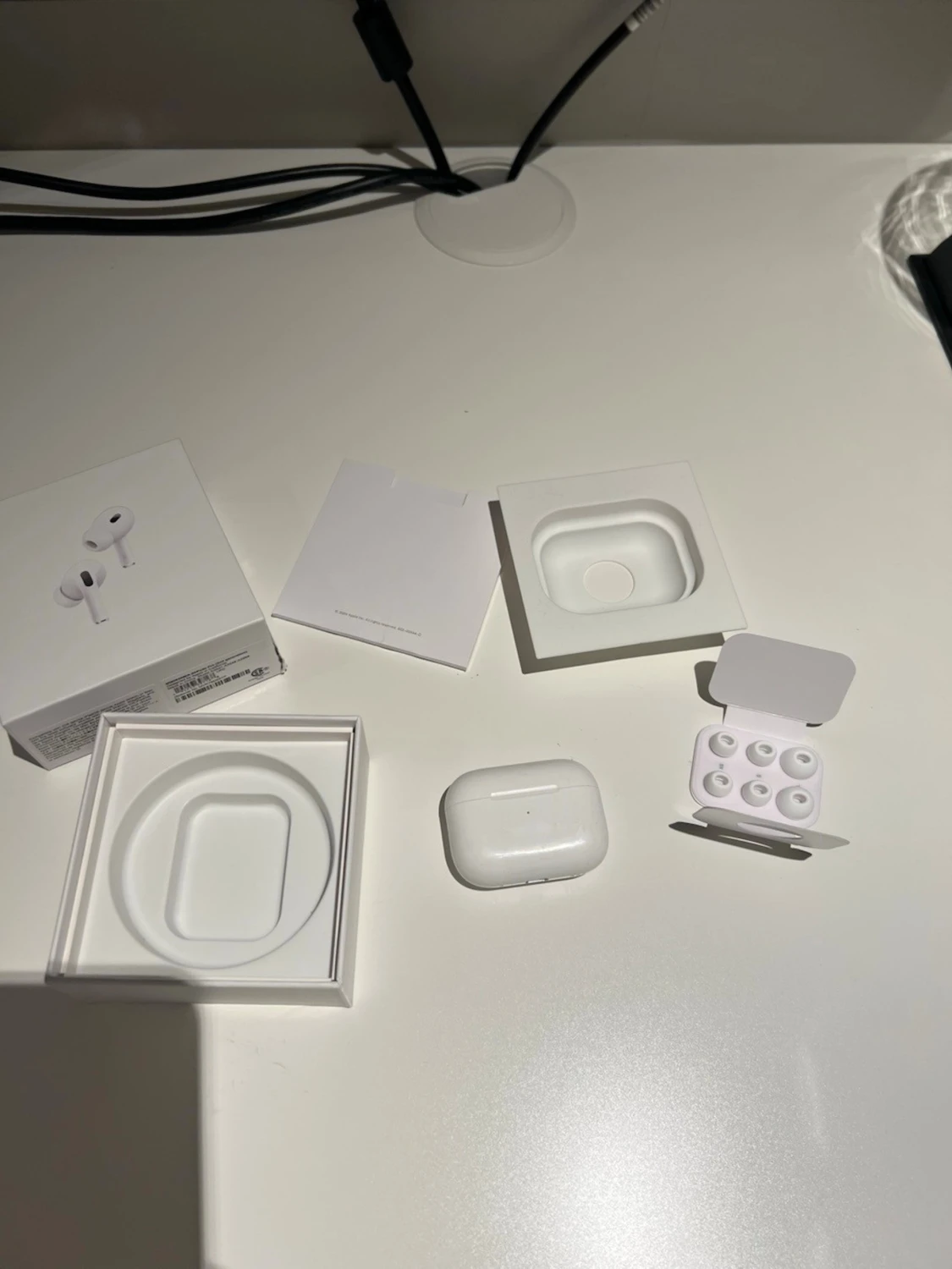 Apple AirPods Pro trådlösa hörlurar - 1