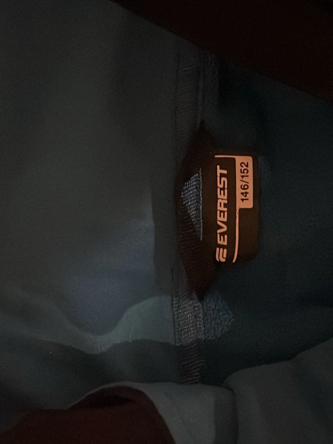 Svart vindjacka från Everest - 1