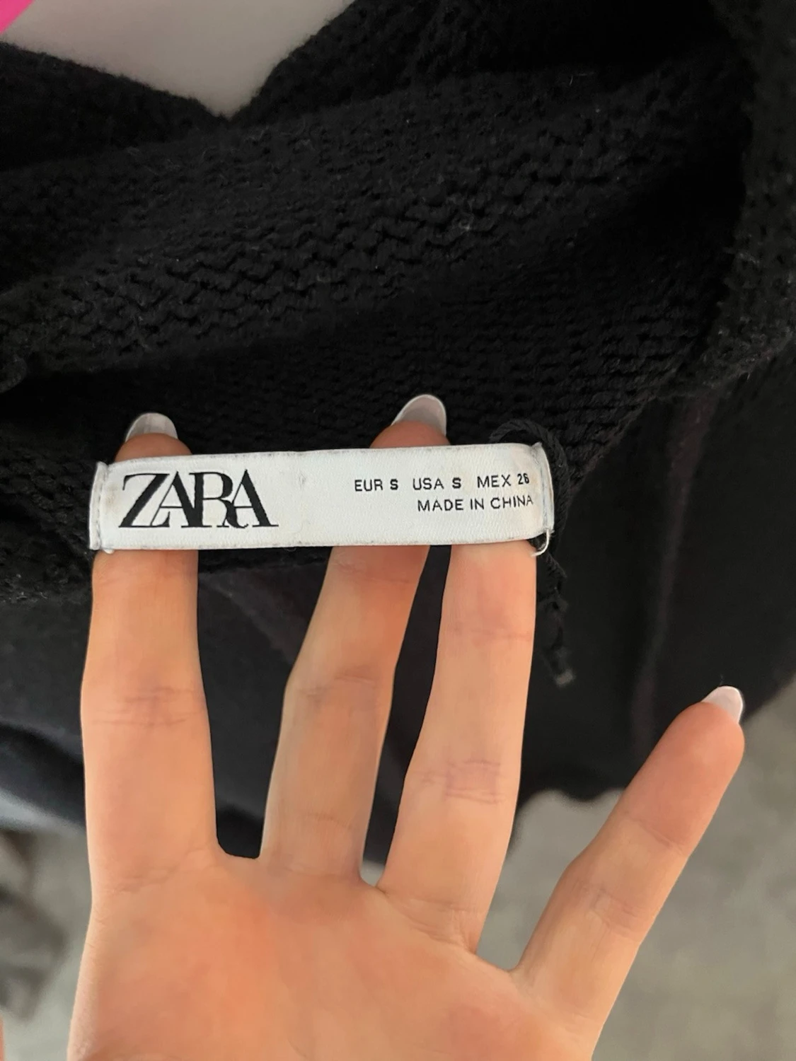 Svart stickad hoodie  - 3