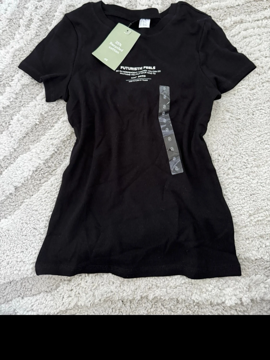 Svart ribbad t-shirt från H&M