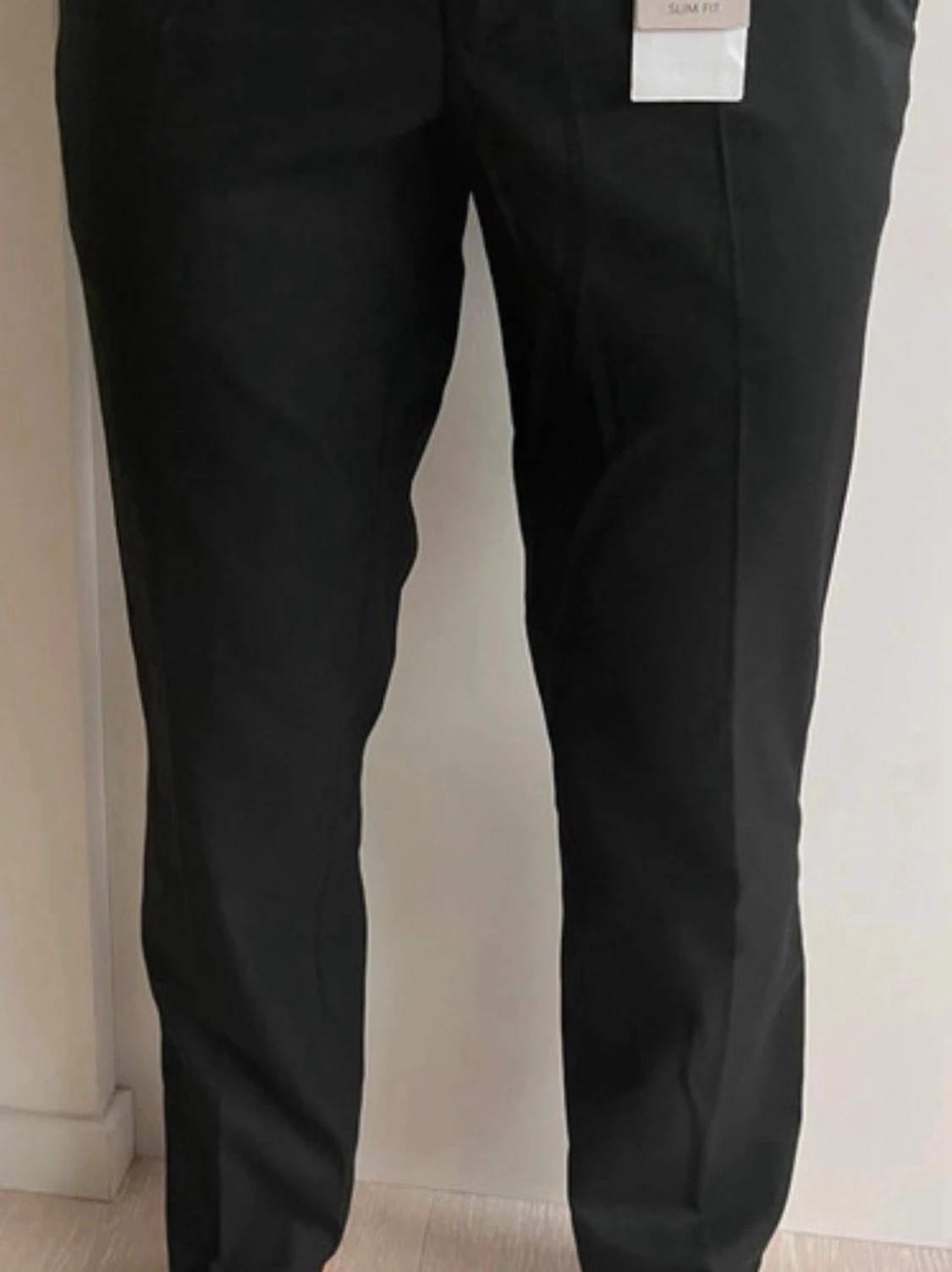 Svarta kostymbyxor från MNG - 2