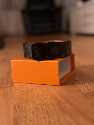 Ny Bälte - Snygg bälte