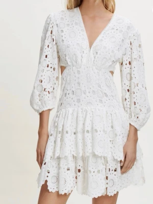 Söker!! Maje klänning - Söker denna maje klänning till bra pris i storlek XS🩷