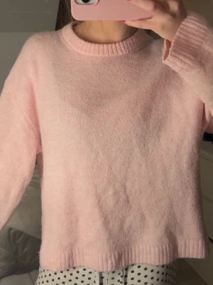 Rosa stickad tröja  - Stickad tröja 💞💞