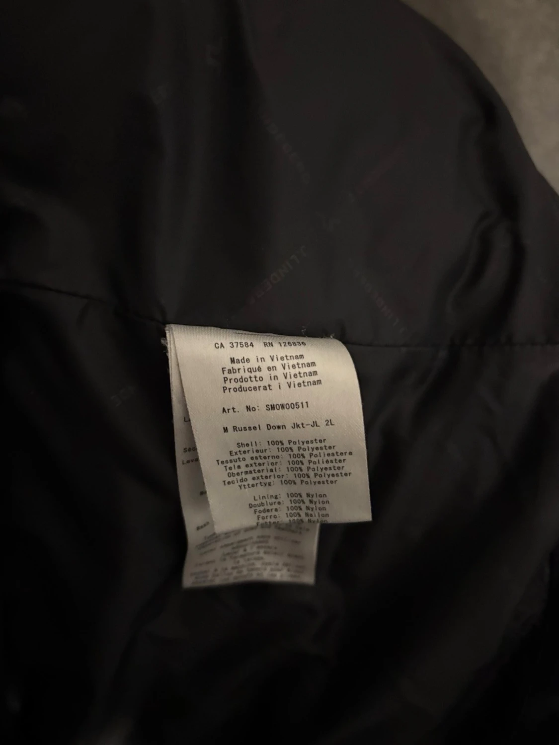 Svart pufferjacka från J.Lindeberg - 5