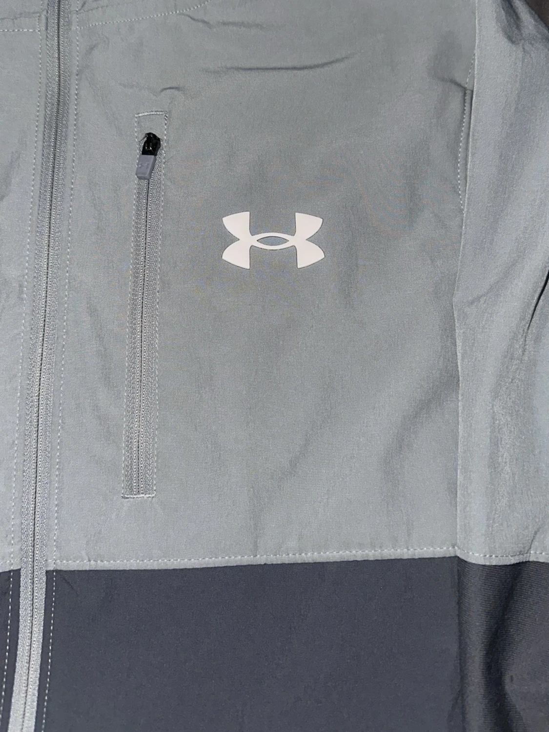 Grå och svart vindjacka Under Armour - 1