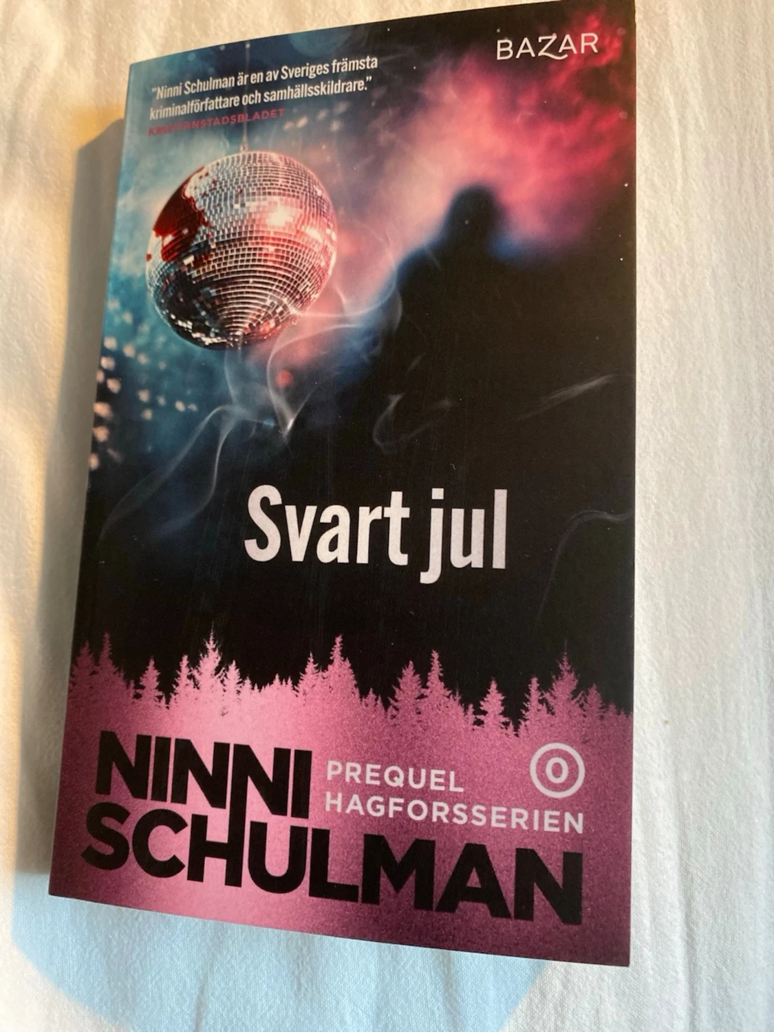 Svart jul. Ny pocket