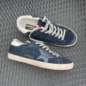 Golden Goose Skor ”Marinblå” - Box medföljer vid köp. Först till kvar🙌🏻