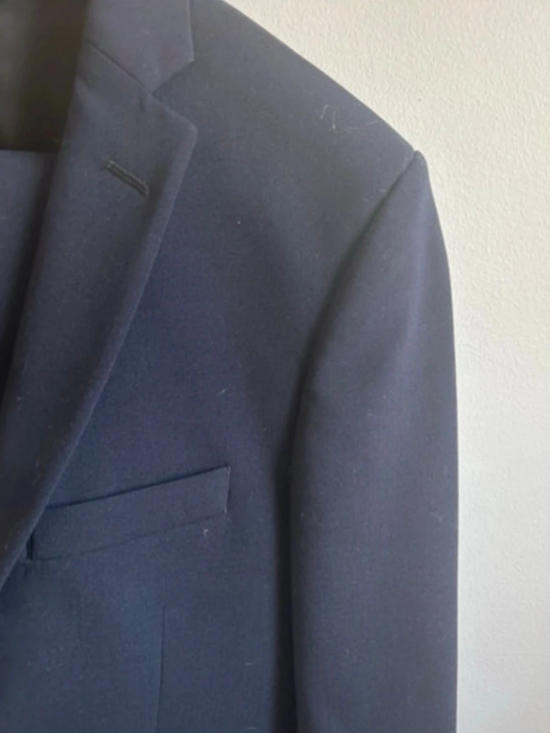 Mörkblå kavaj med klassisk passform - 2