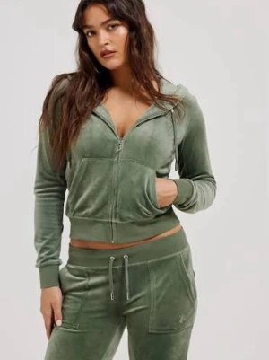 Grön juicy tröja - Säljer min gröna juicy tröja då ja inte har användning för den mer🩷