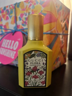 Gucci flora gorgeous orchid - Ca 25 ml kvar av 30 💛 inköpt på kicks för drygt 1 år sen 