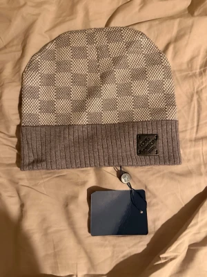 Louis mössa  - Ny skick