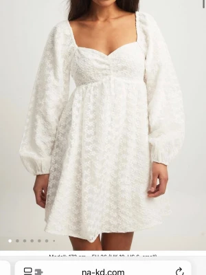 NA-KD klänning  - Helt oanvänd❌❌❌ slutsåld på hemsidan 