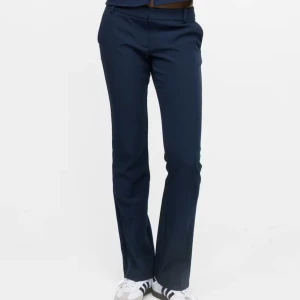 Bikbok kostymbyxor  - OANVÄNDA kostymbyxor i modellen Vera från bikbok! Lågmidjade