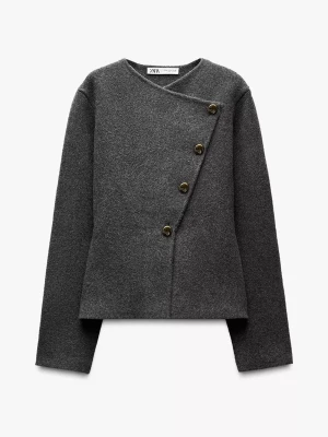 Zara tröja - Så fin tröja från zara! Väldigt bra och tjockt material! Ny 600 och säljs ej längre 🤩🤩