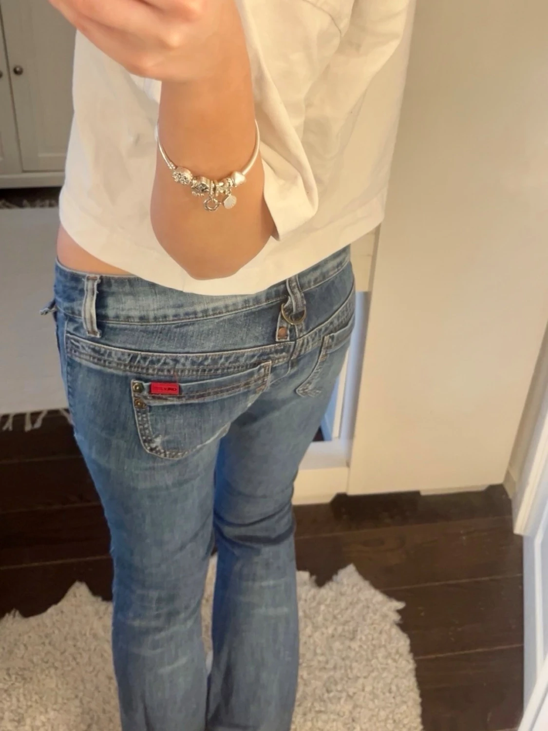 Blåa ONLY lågmidjade bootcut jeans - 2