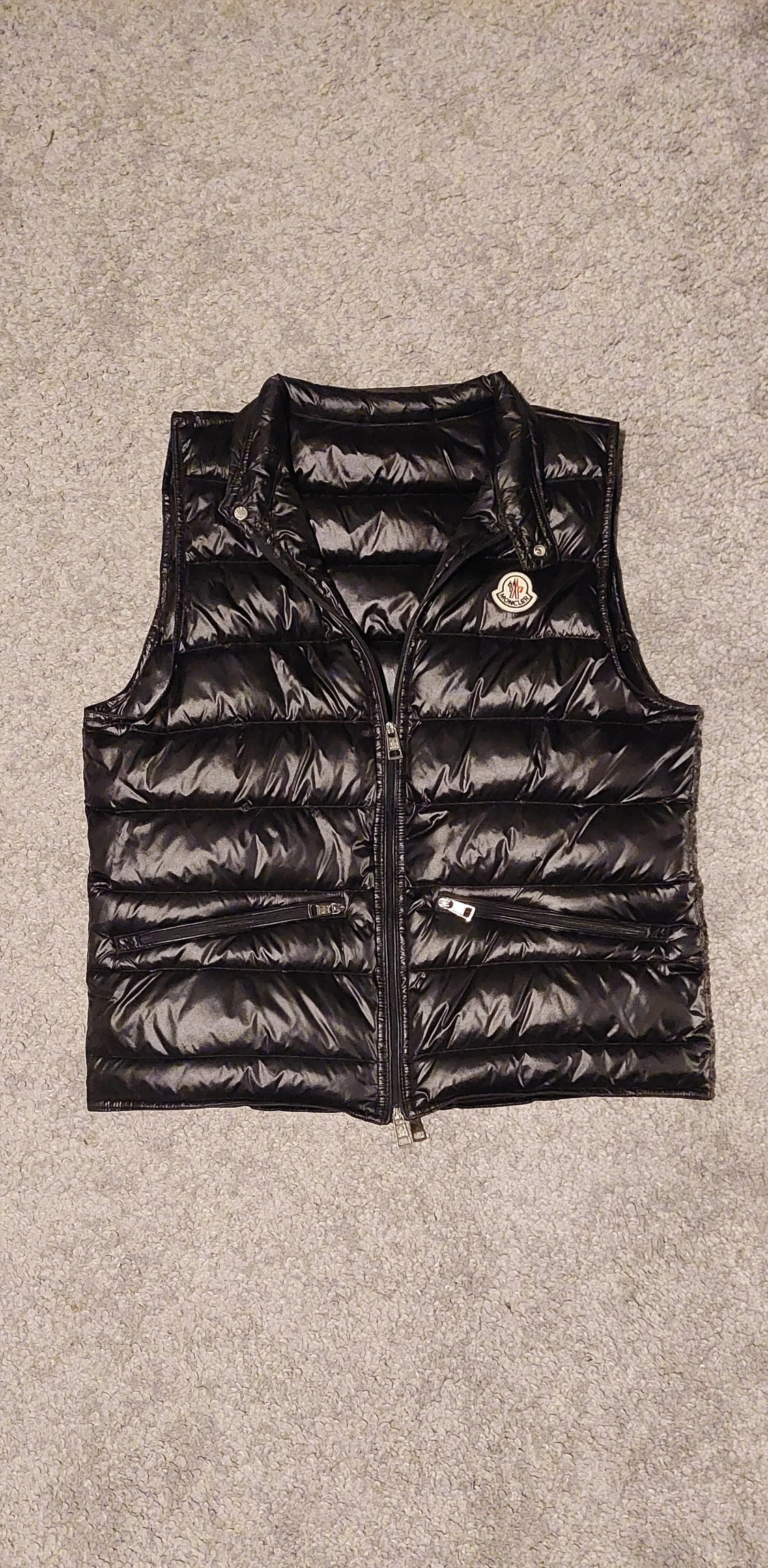 Svart Moncler Gui Väst