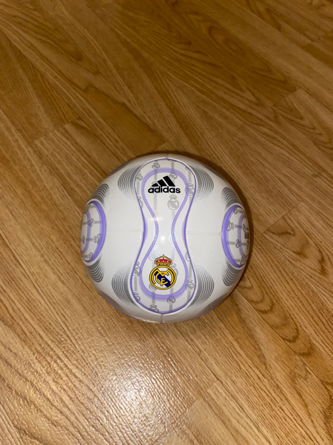 Adidas Real Madrid Fotboll - 3