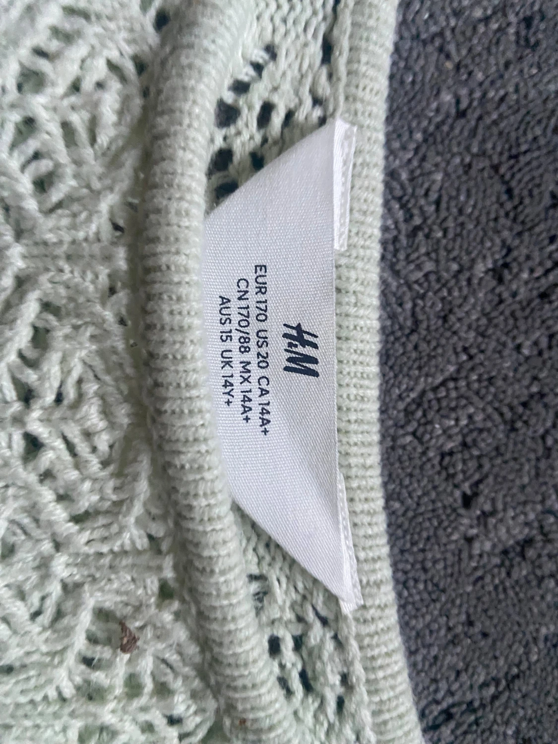 Ljusgrön stickad topp från H&M - 1