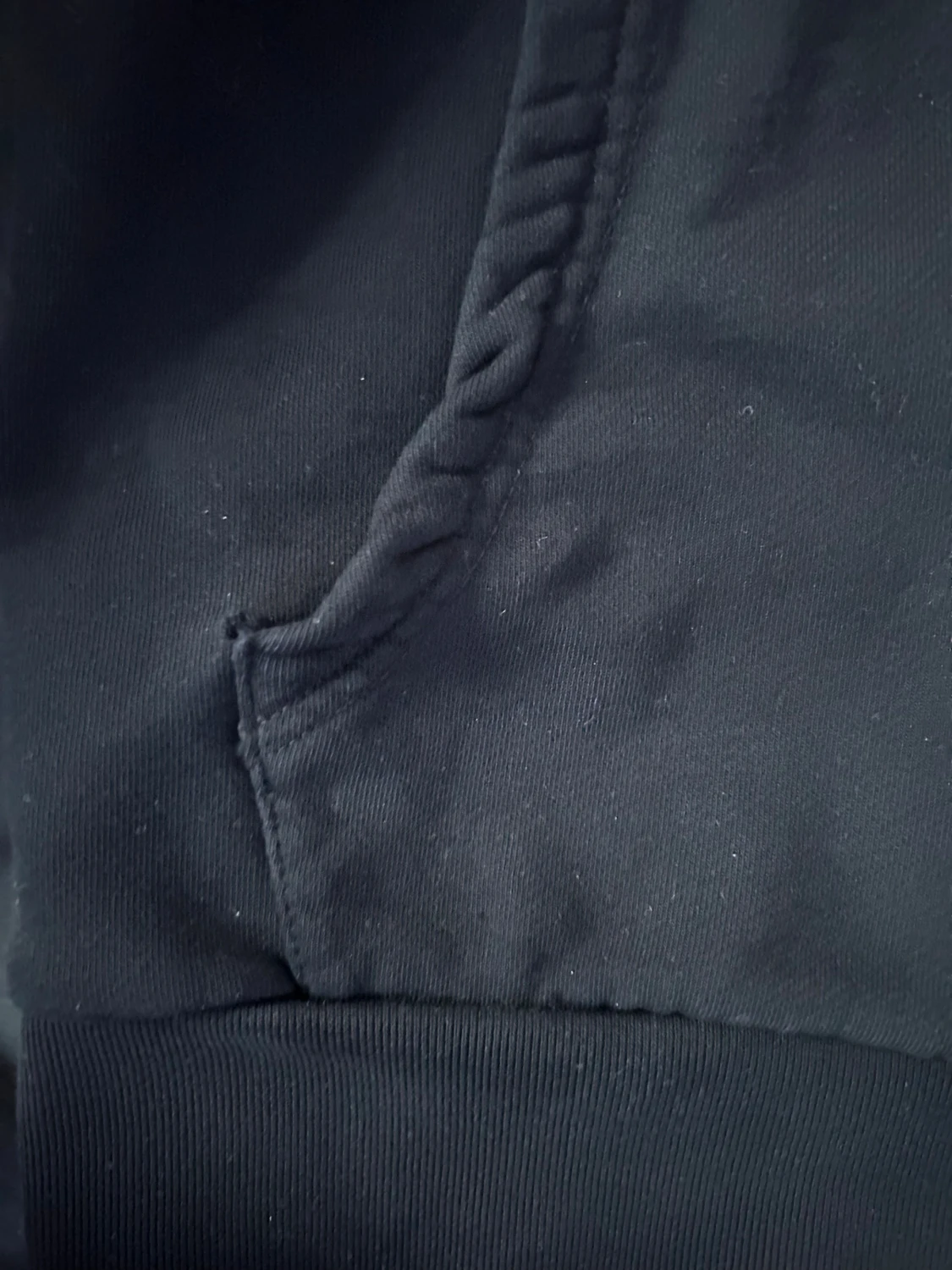 Svart hoodie från Maison kitsune - 2